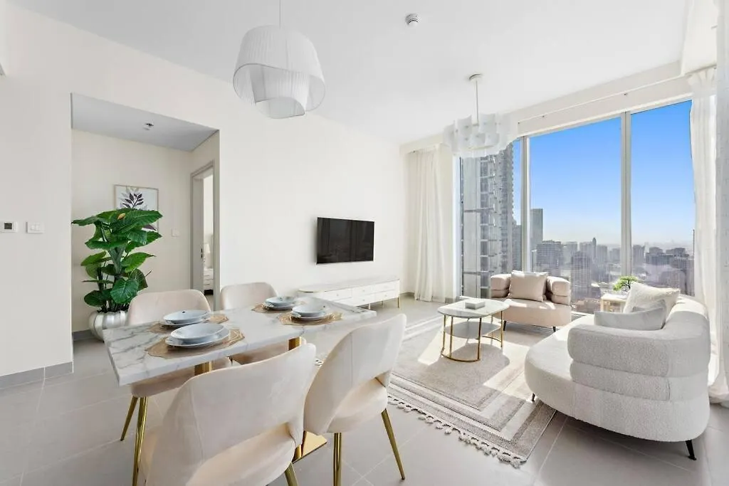 Apartment Lavish Forte Tower 2Br In The Heart Of Downtown Dubai