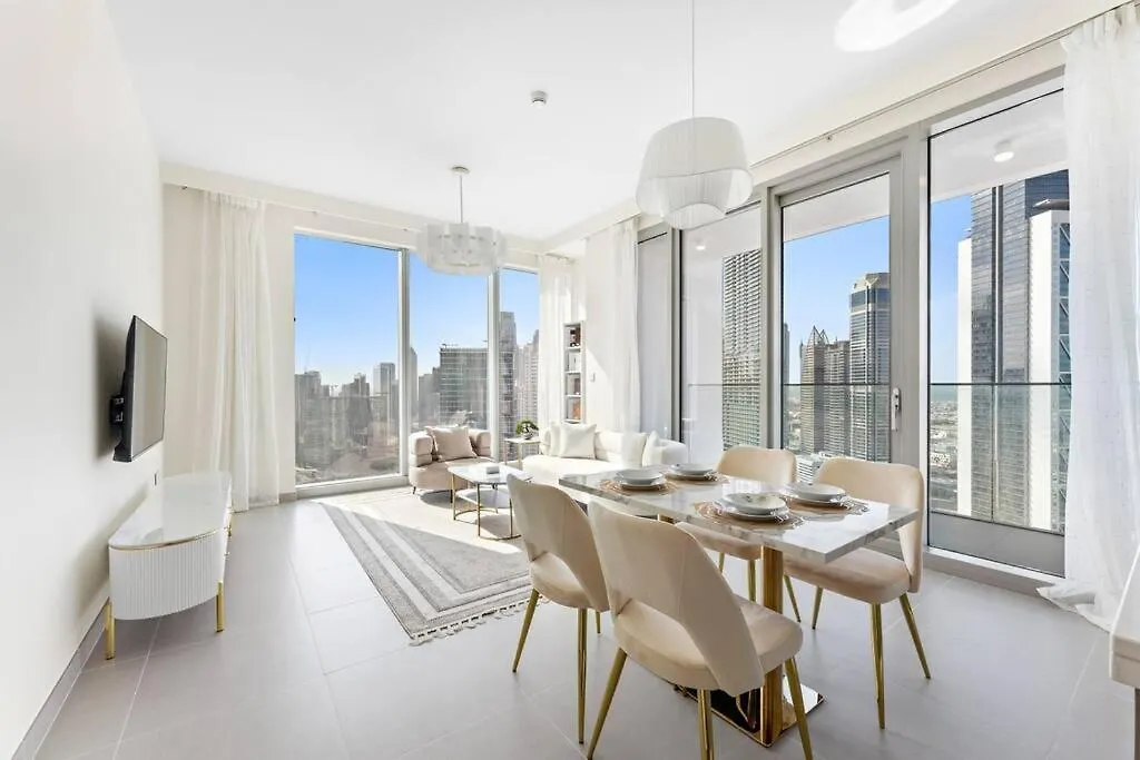 Lavish Forte Tower 2Br In The Heart Of Downtown Dubai Apartment